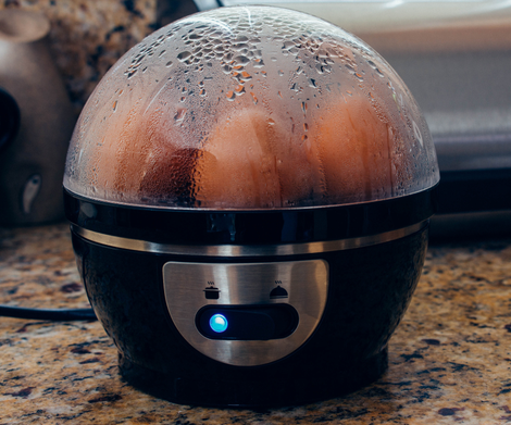 Illustration for article titled The egg cooker is the laziest way to make hardboiled eggs (and maybe the best)